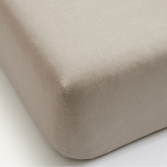 Pottery Barn Belgian Flax Linen Fitted Sheet king size - Picture 1 of 6